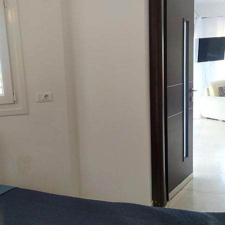 Villa View Διαμερισμα à Loukissia Extérieur photo