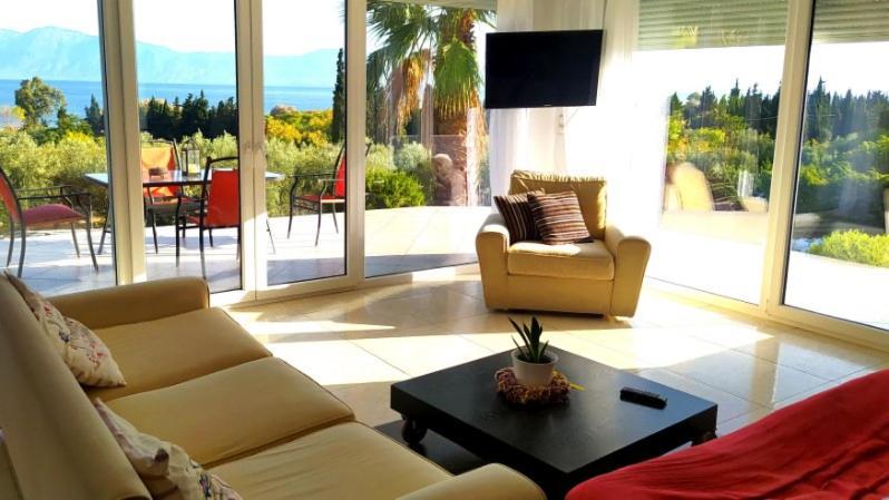 Villa View Διαμερισμα à Loukissia Extérieur photo
